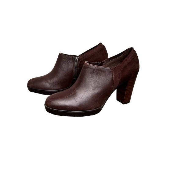 Bella Vita Leather and Suede Stacked Heel Ankle Boots. Size 7.5 - Picture 1 of 6